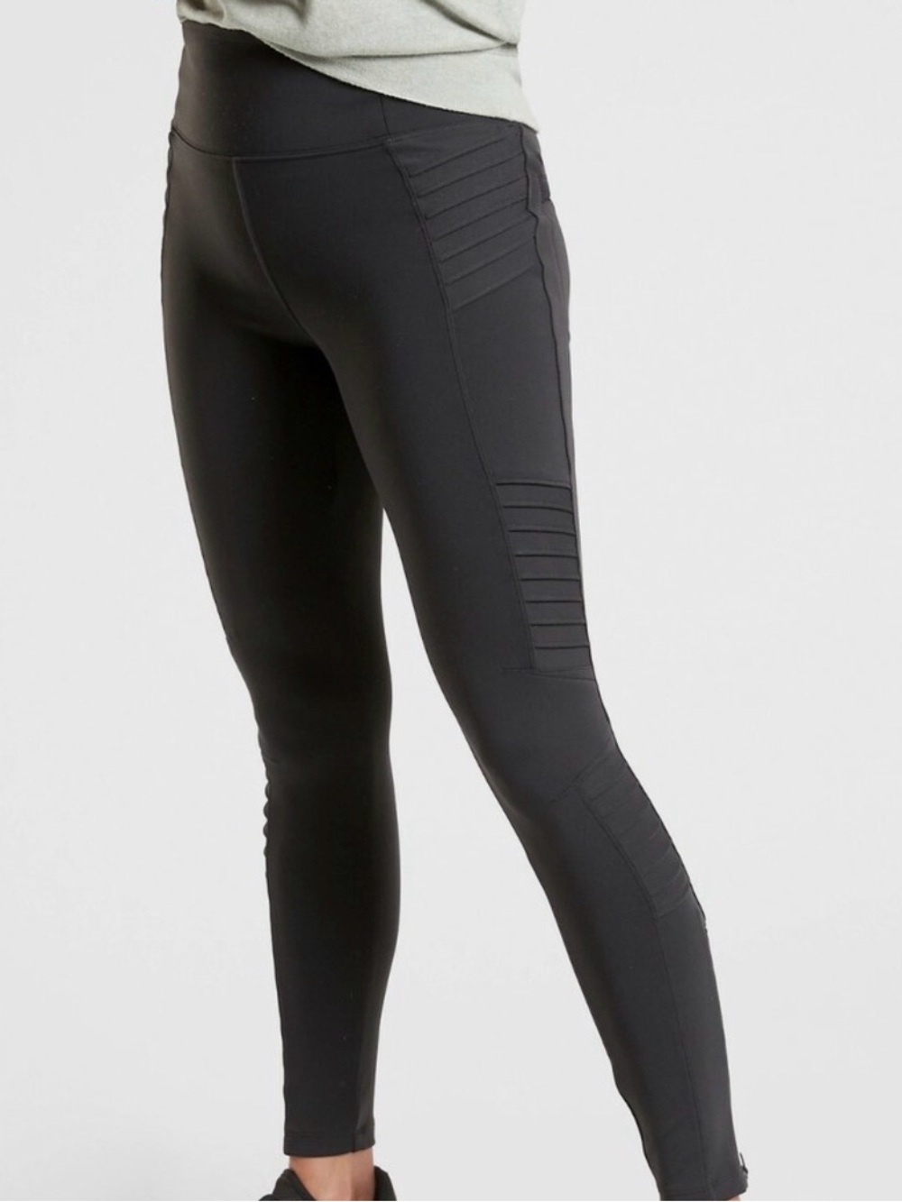 NWT Athleta Delancey Moto tights in black